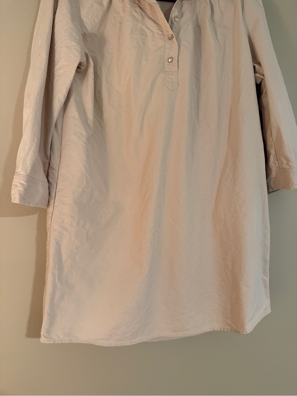 Pomander Place Cream Button-Front Shift Dress - Picture 10 of 13